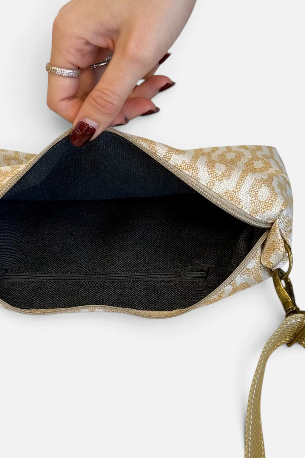 De La Mur Chipre clutch sennep 29x17x5 cm