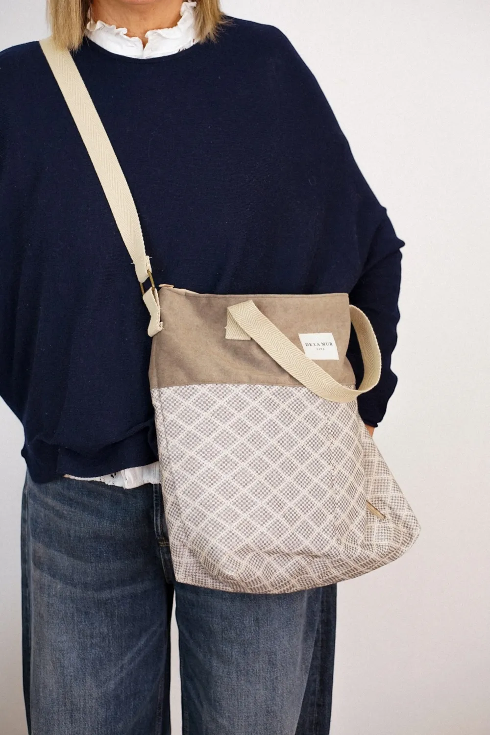 De La Mur Pant stor veske 43x40 grå beige