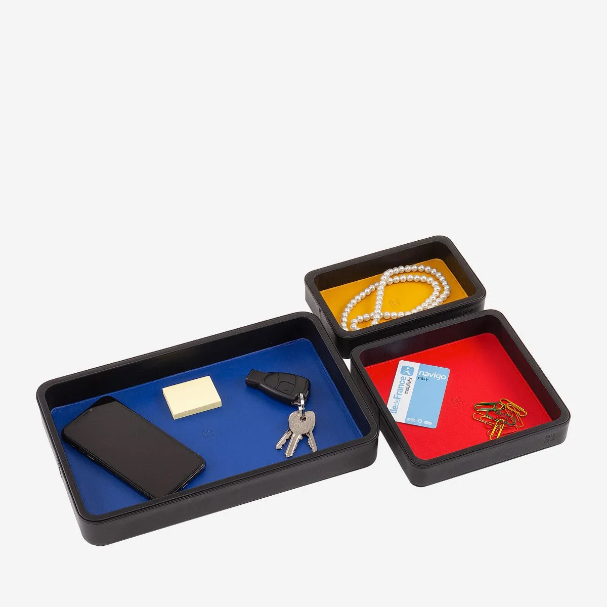 DuDubags Tray set skålesett i skinn fuchsia 3 stk