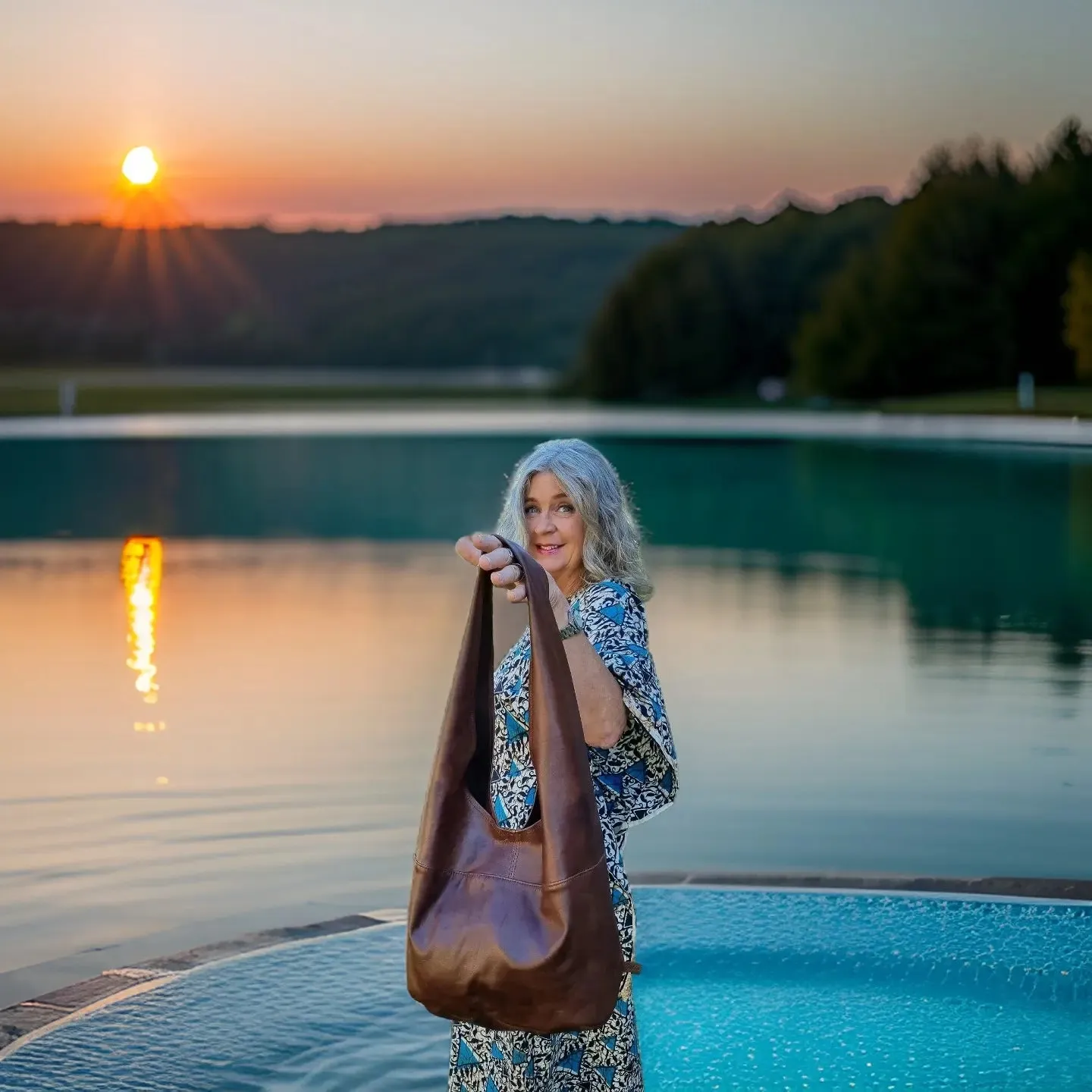 Julia Stray Stor myk skinnveske 33x29 brun