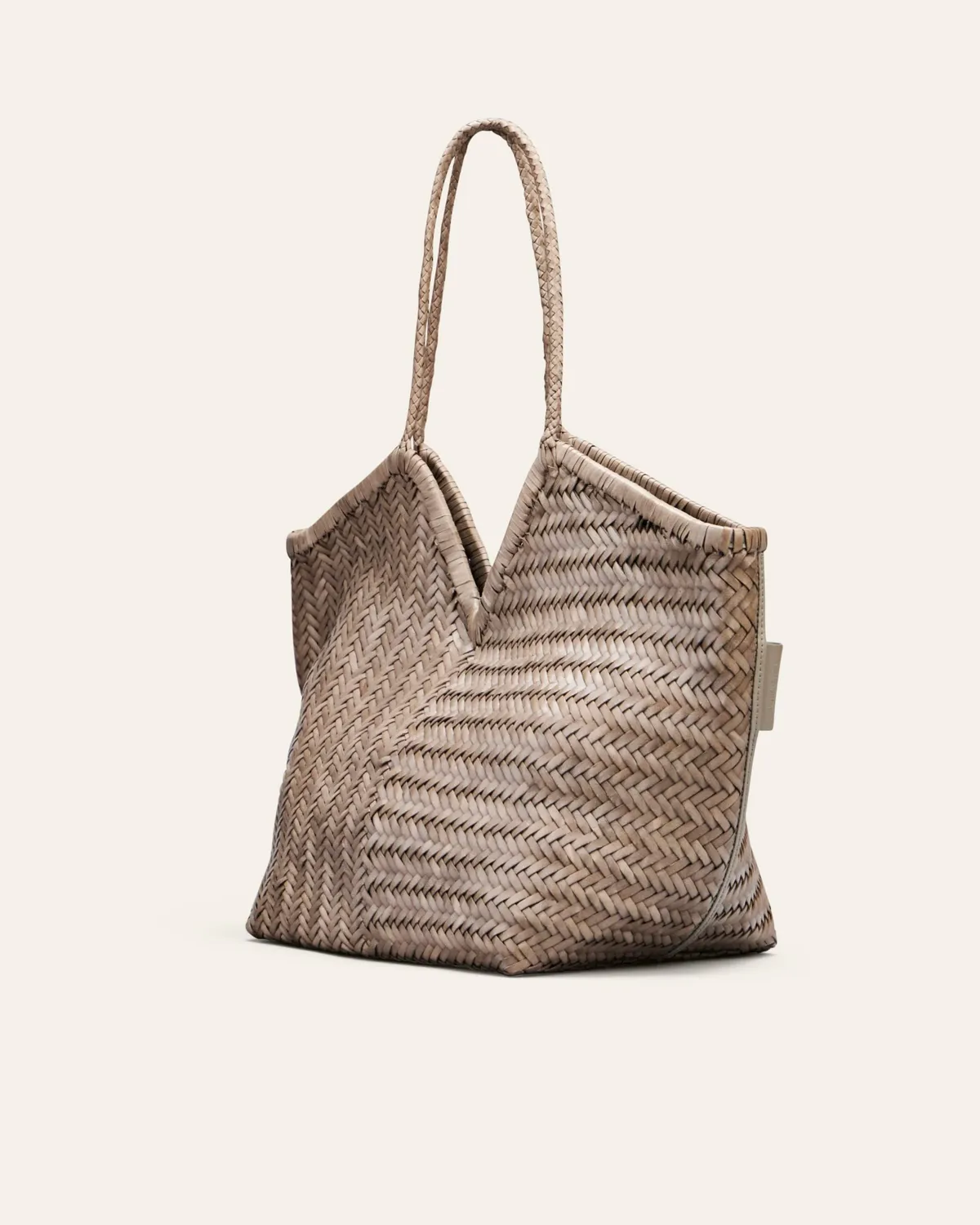 Cala Jade Humi toteveske Putty beige flettet skinn