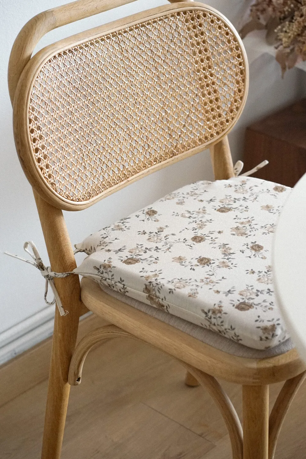 De La Mur Bara stolpute 40x40 blomstret beige