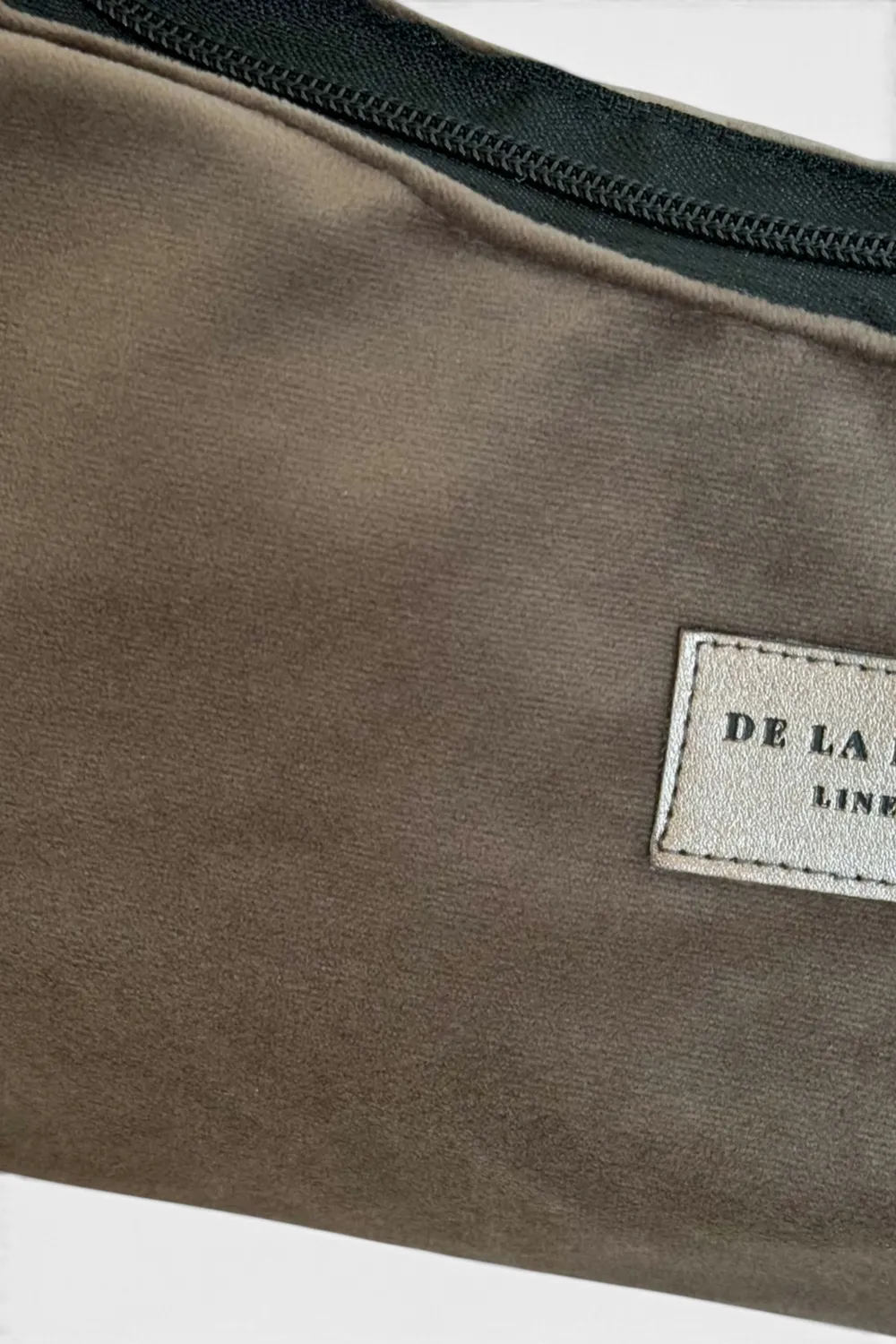 De La Mur Denver festveske 15x27 taupe velur