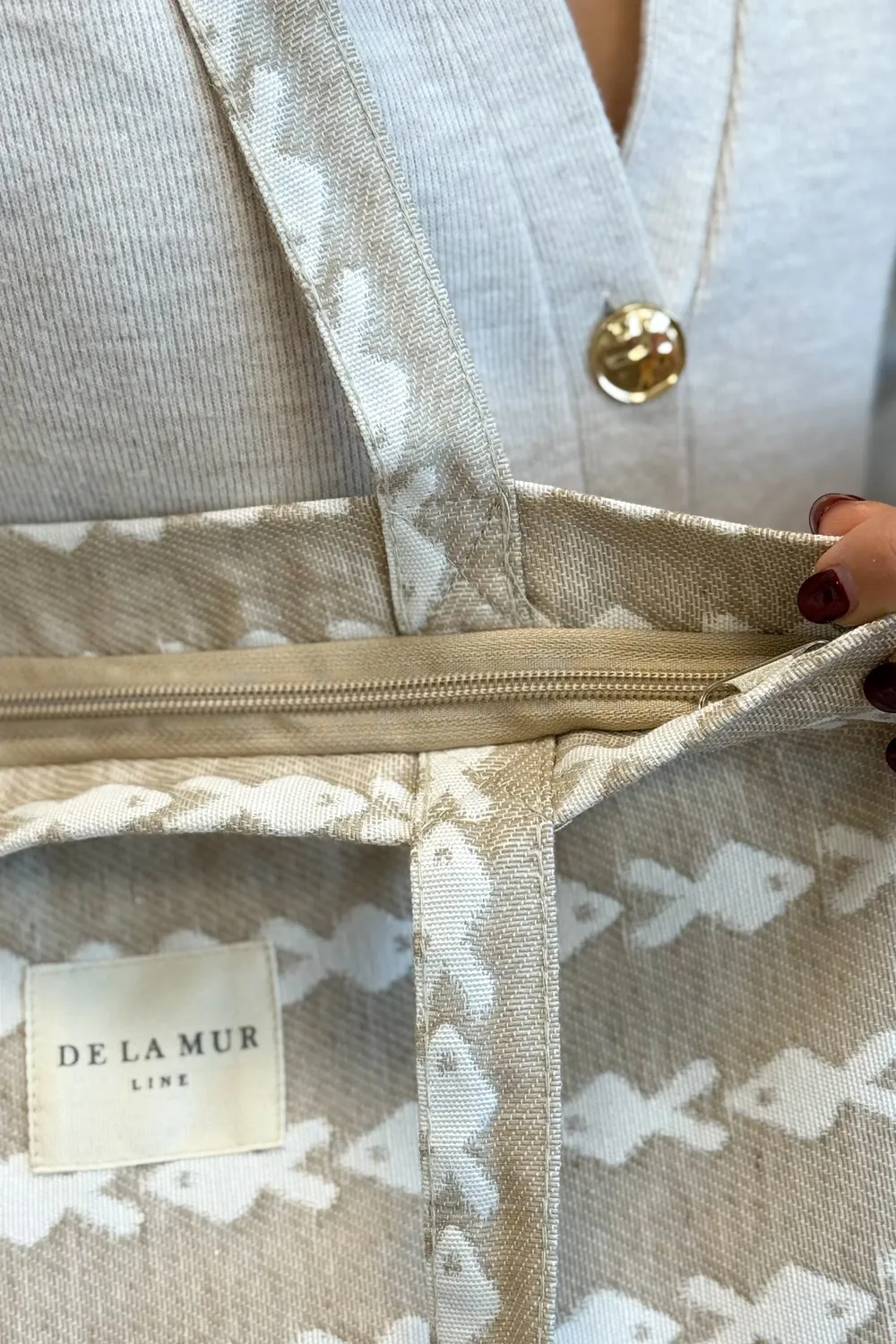 De La Mur Pesc liten totebag beige fisk