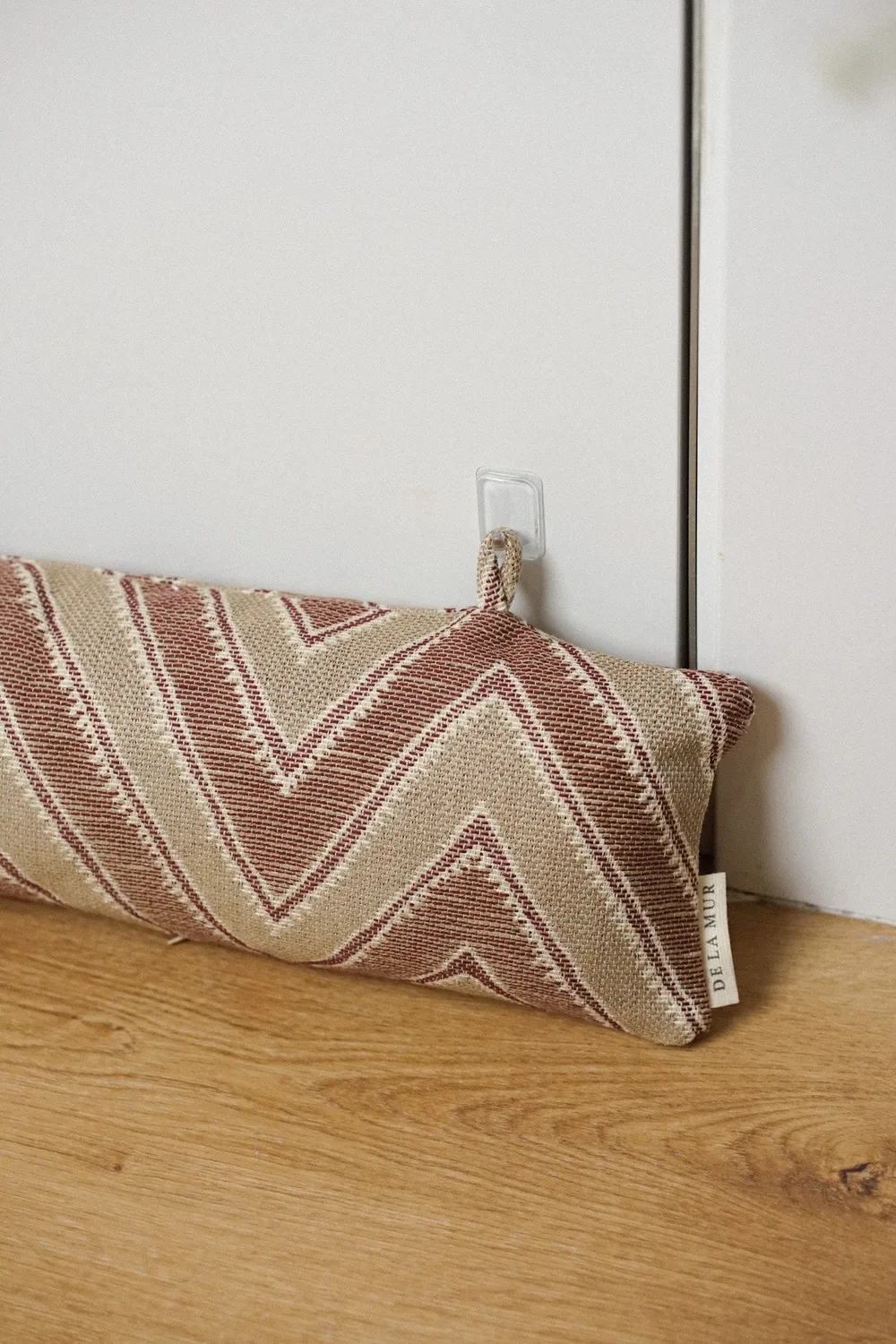 De La Mur Kasa trekkstopper 86 cm rød beige