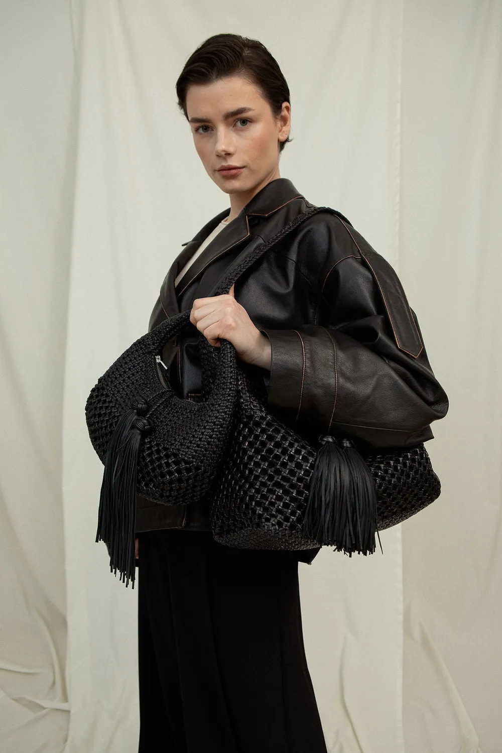 Calajade Kedi Mini minibag svart flettet nappa