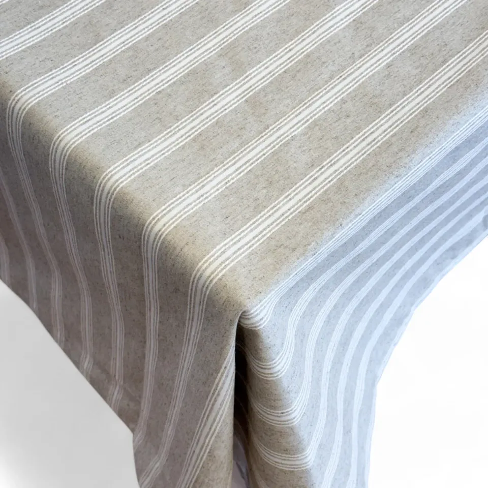 De La Mur Pandi duk beige stripet 150x150 cm