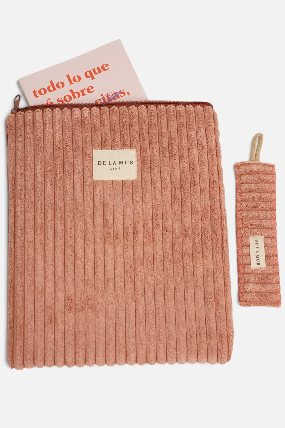 De La Mur Crepe bokomslag rosa kordfløyel med bokmerke