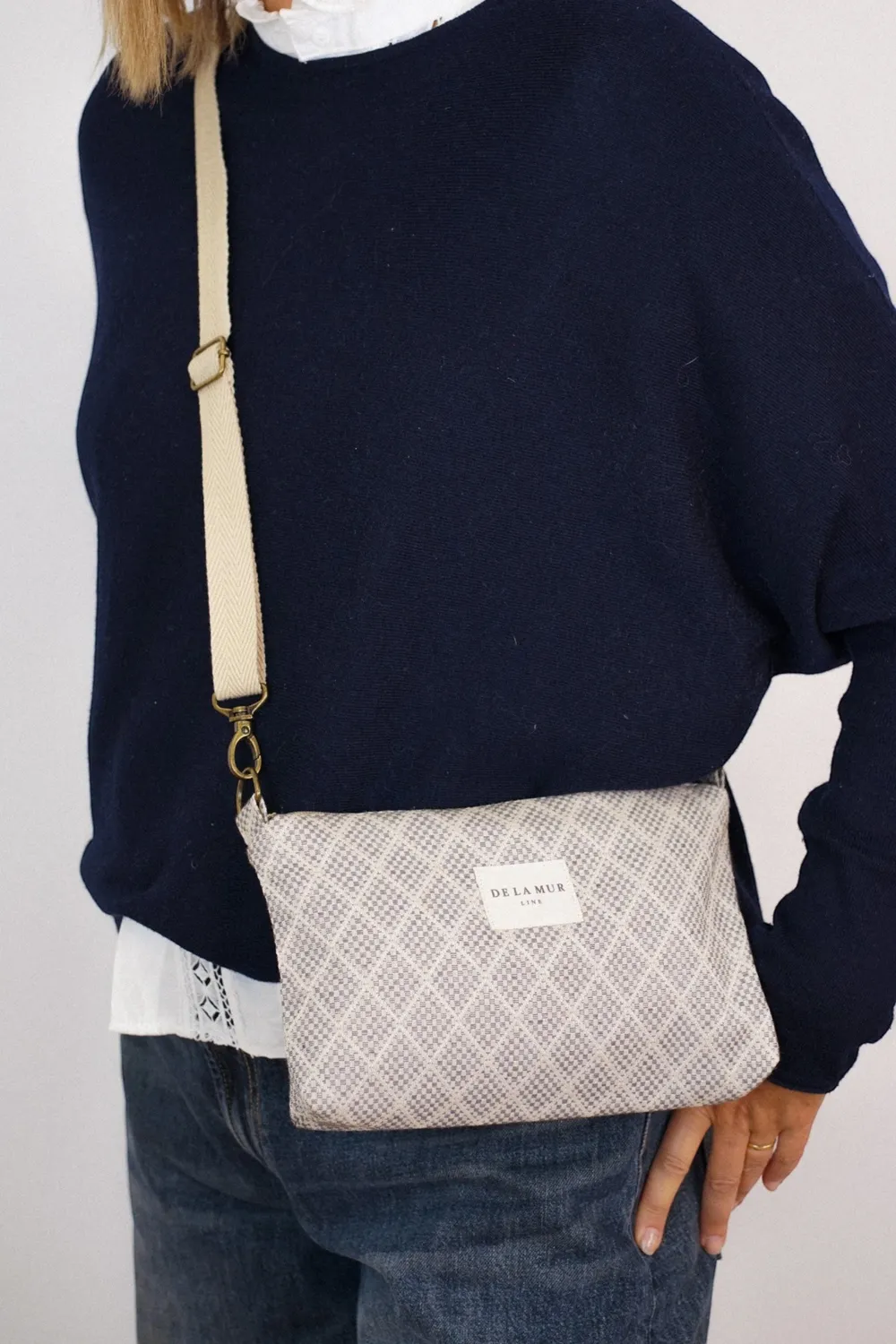 De La Mur Pant clutch grå 29x17x5 cm