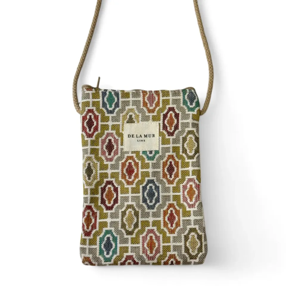 De La Mur Fin mobilveske beige geometrisk 13 cm