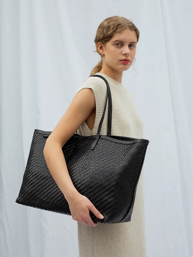 Calajade Isai Black Twill shopper svart flettet skinn