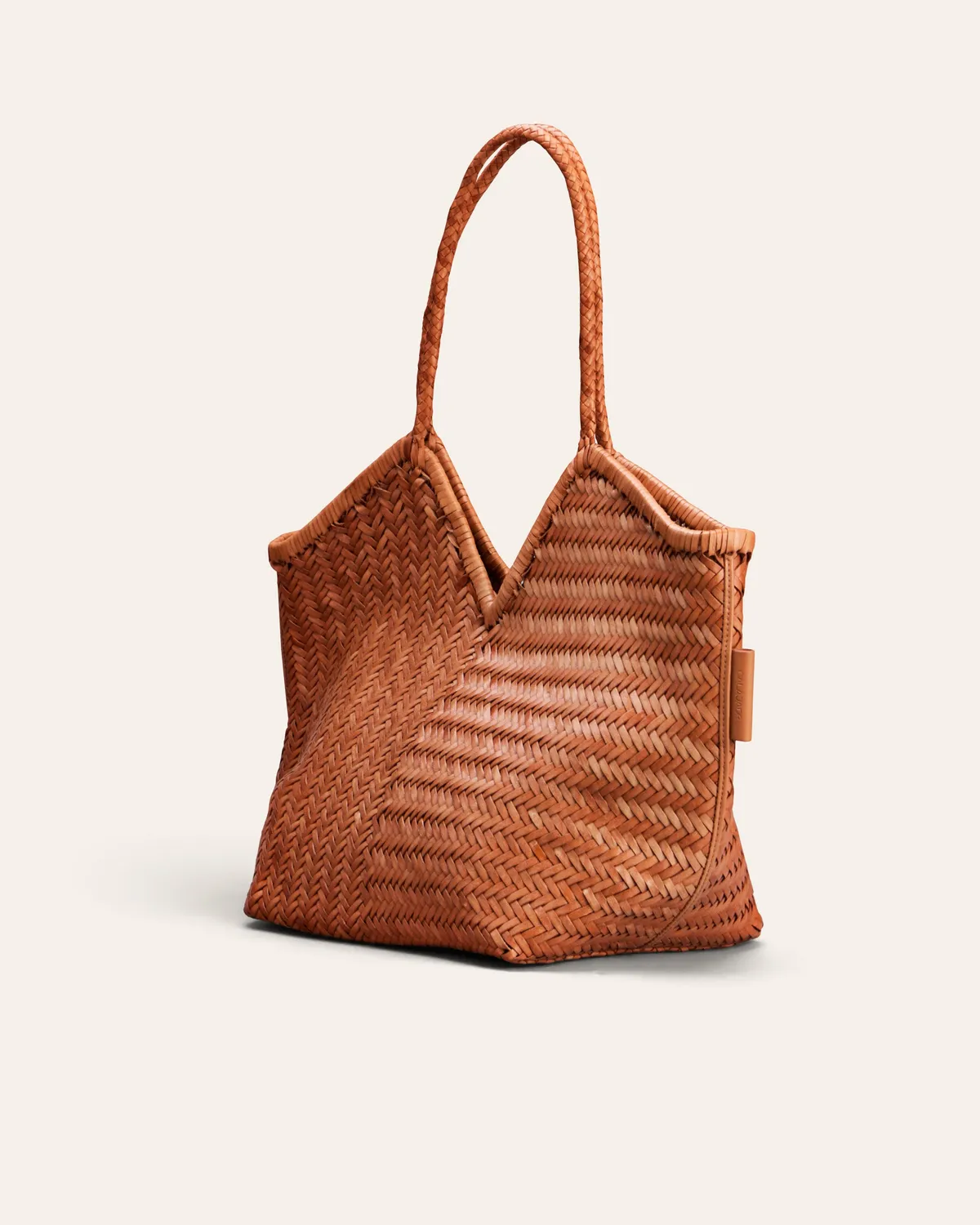 Calajade Humi totebag i skinn Sun Burn flettet stor