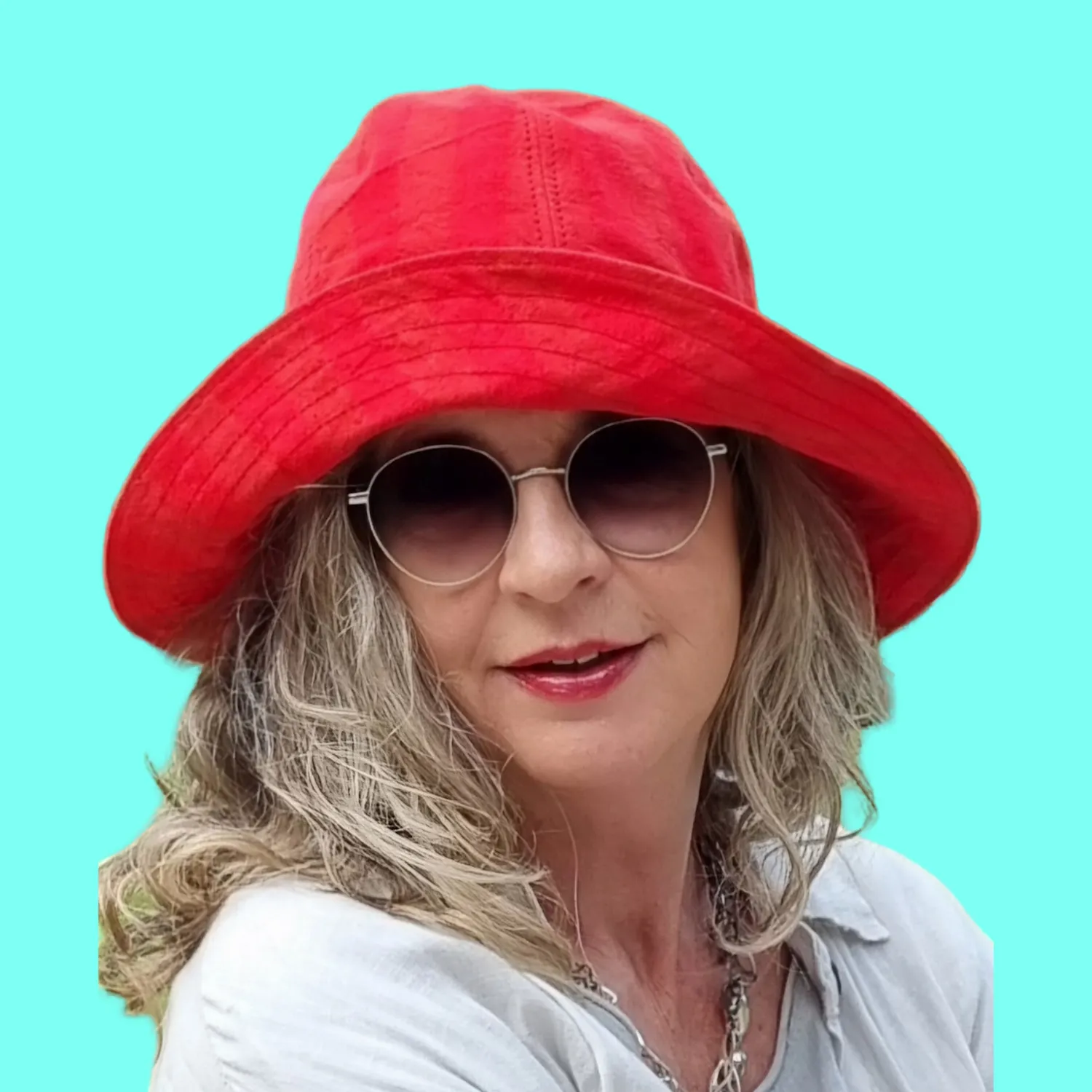 Julia Stray Redesign solhatt bomull vid brem mørk blå
