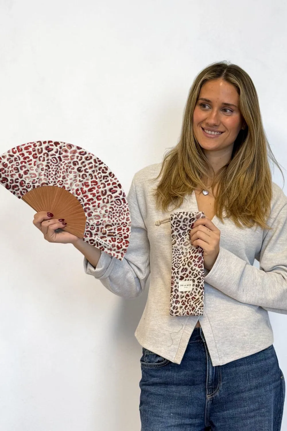 De La Mur Talco vifte med etui rosa leopard