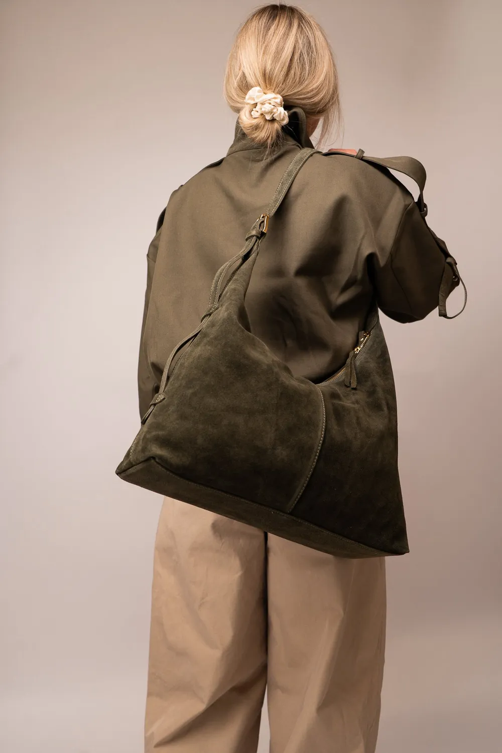 Latalia Rosia Maxi skulderveske khaki mocka