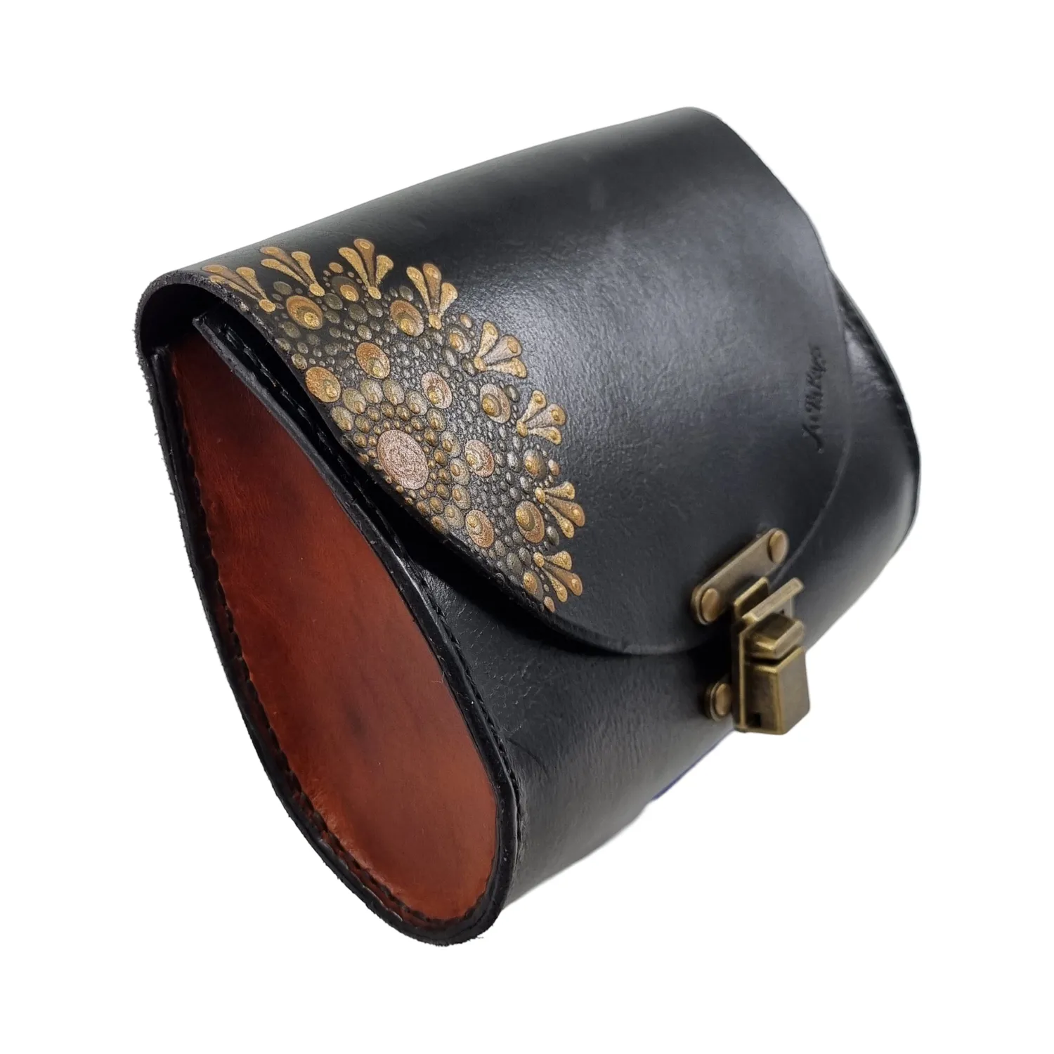 Julia Stray clutch 19x14x6 cm svart gullmandala unika