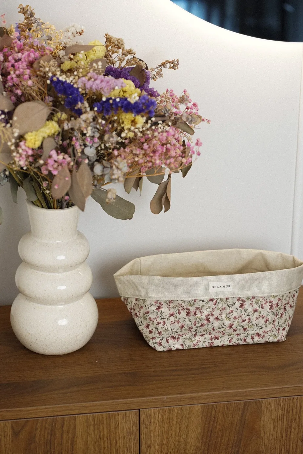 De La Mur Naila stor kurv rosa blomster