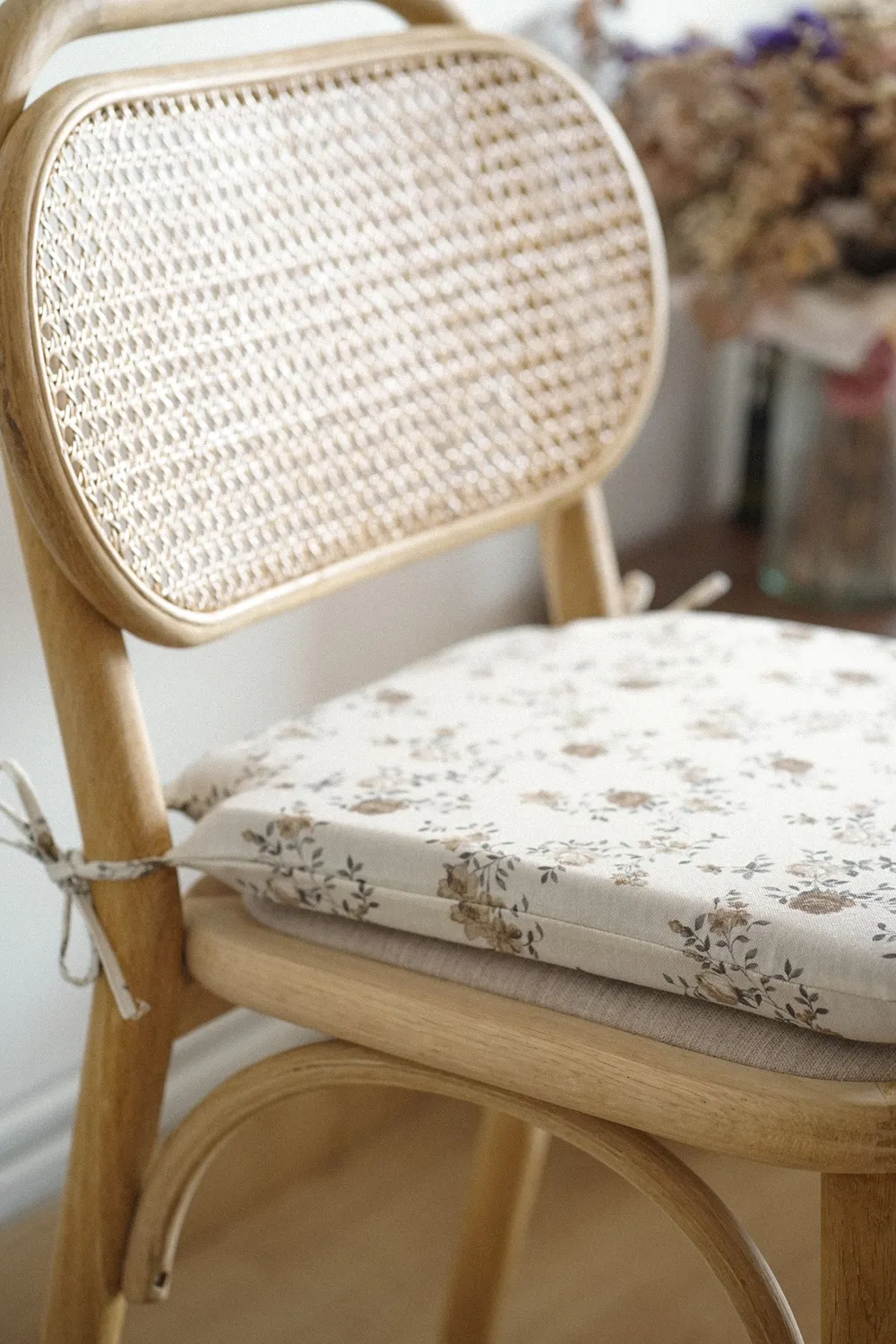 De La Mur Bara stolpute 40x40 blomstret beige