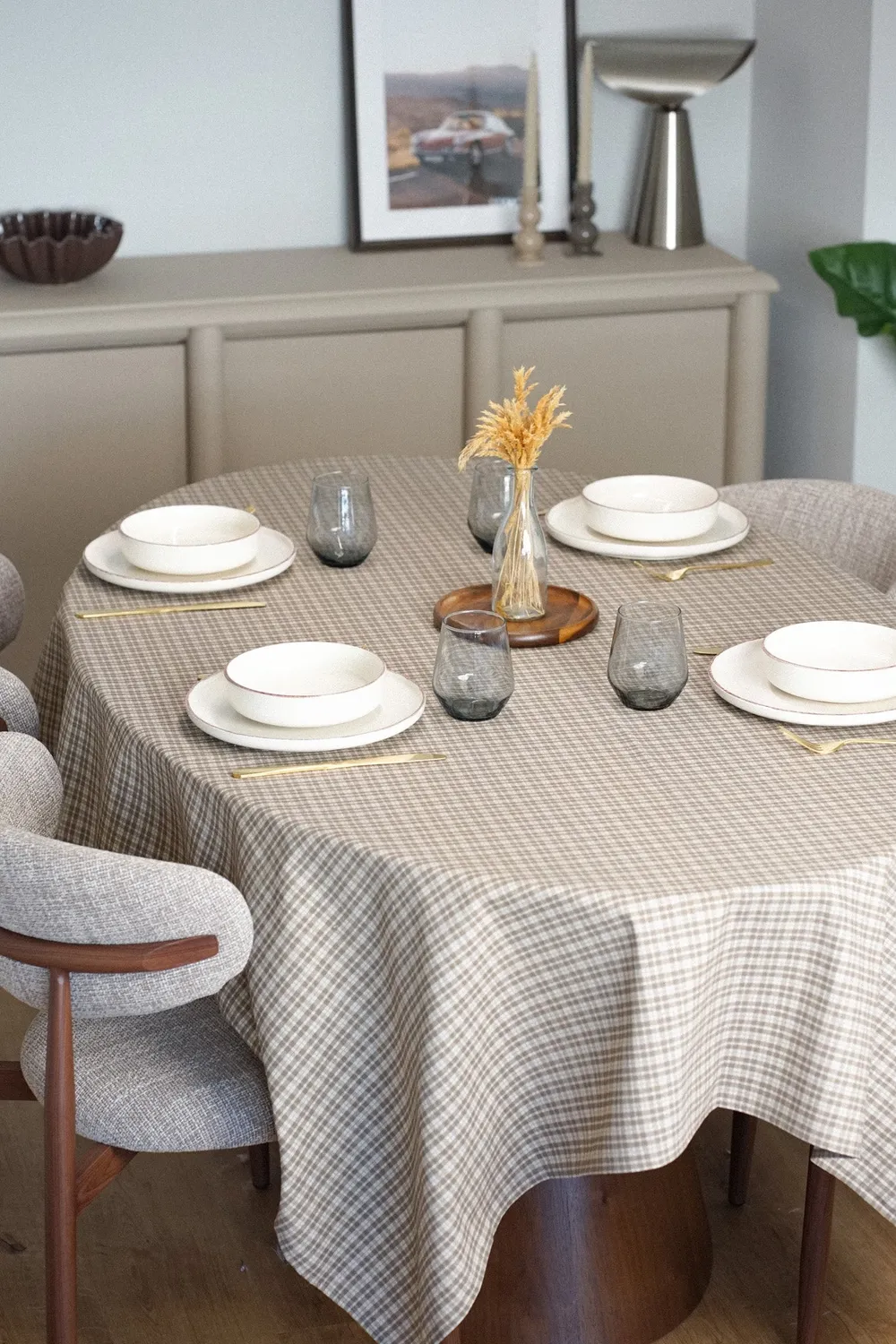 De La Mur Mantel Cast duk 150x150 rutete brun