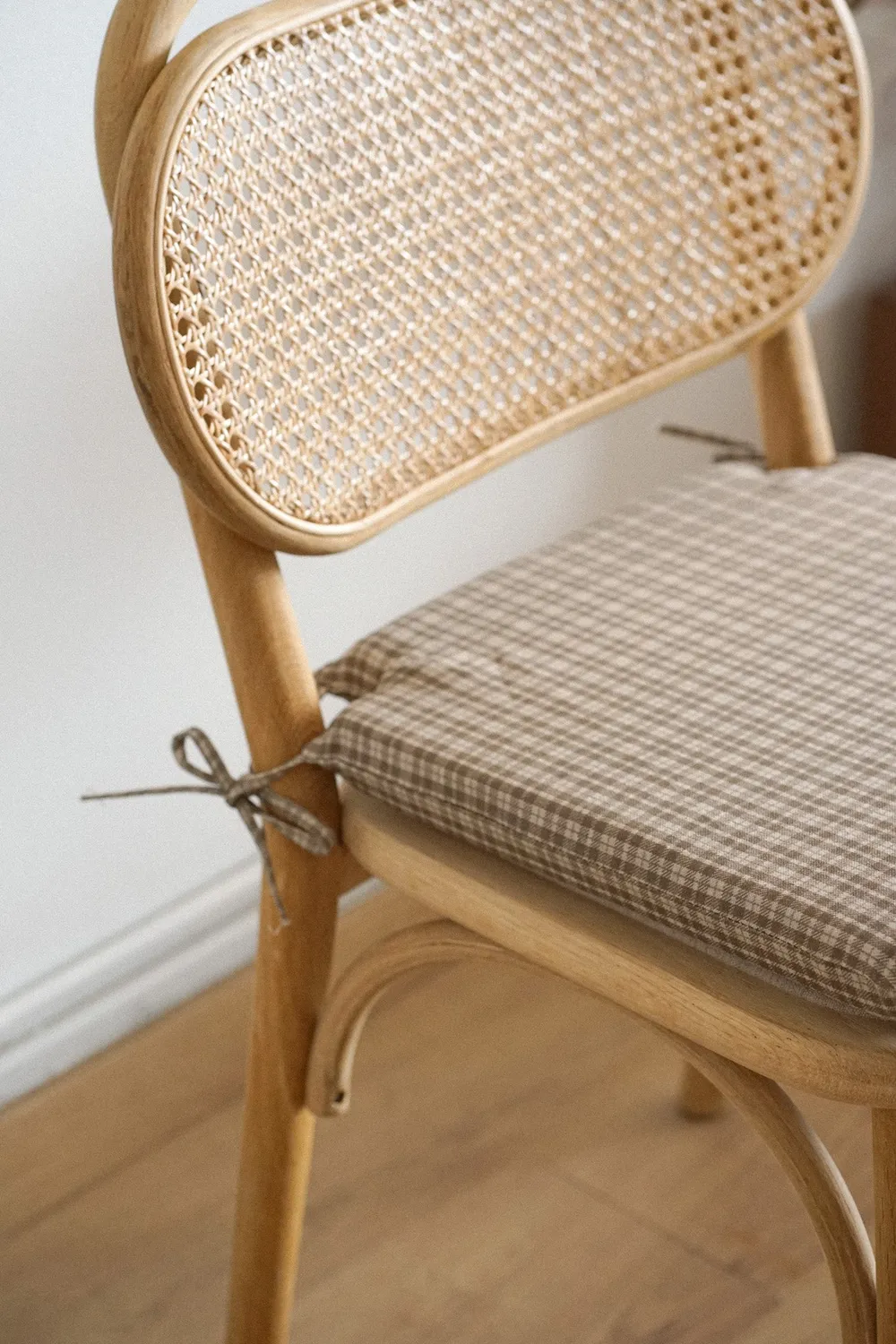 De La Mur Cast stolpute beige ruter 40x40x4 cm