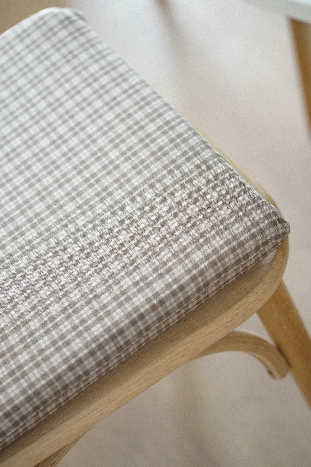 De La Mur Cast stolpute beige ruter 40x40x4 cm