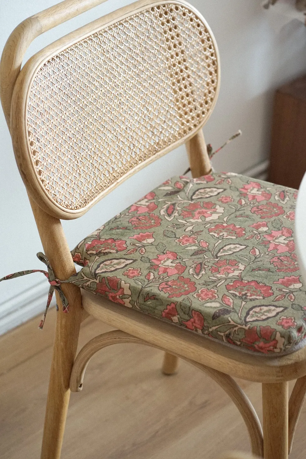 De La Mur Campa stolpute 40x40 blomstret rosa