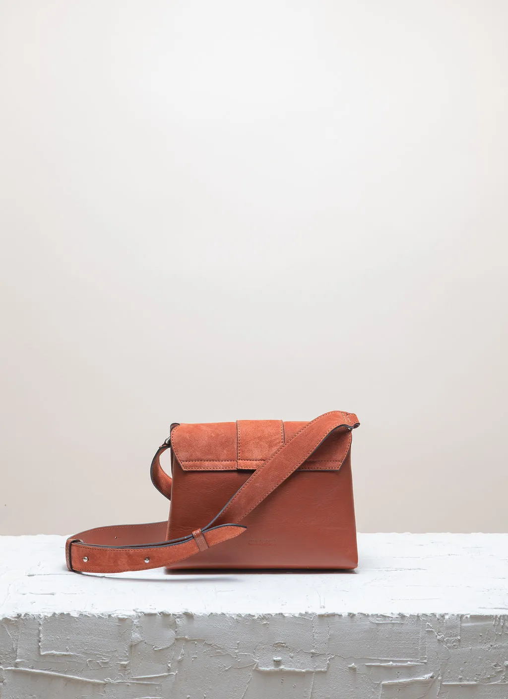 Cala Jade Nami Mini crossbody Auburn semsket