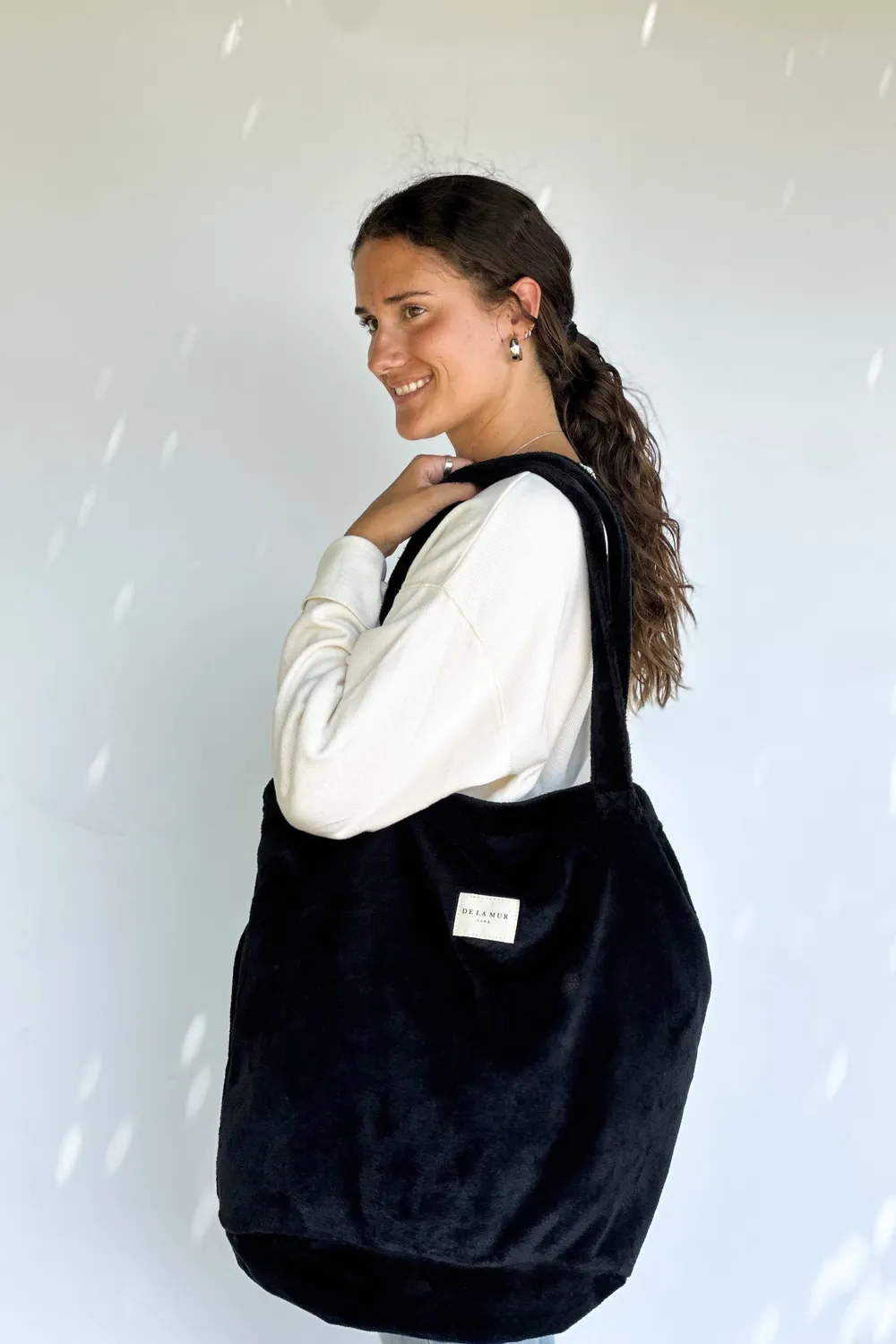 De La Mur Noir shopper stor svart pelsstoff