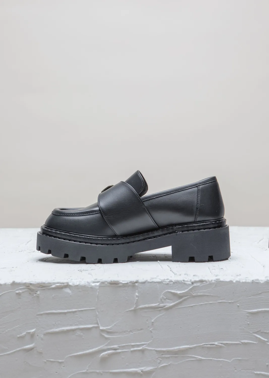 Cala Jade Kai loafer svart skinn gummisåle