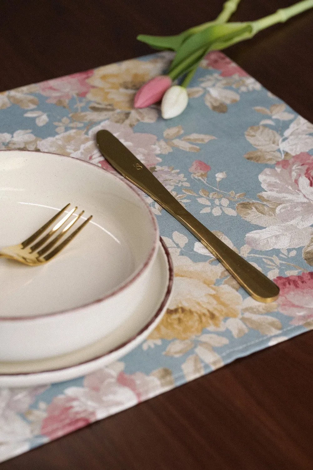 De La Mur Oria spisebrikke 50x35 cm blomstret