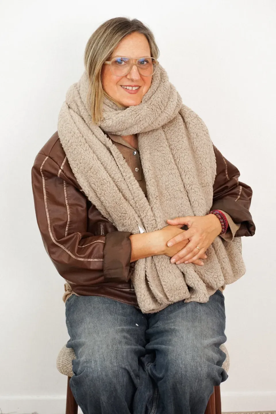 De La Mur Nieve skjerf beige 49x240 cm teddy