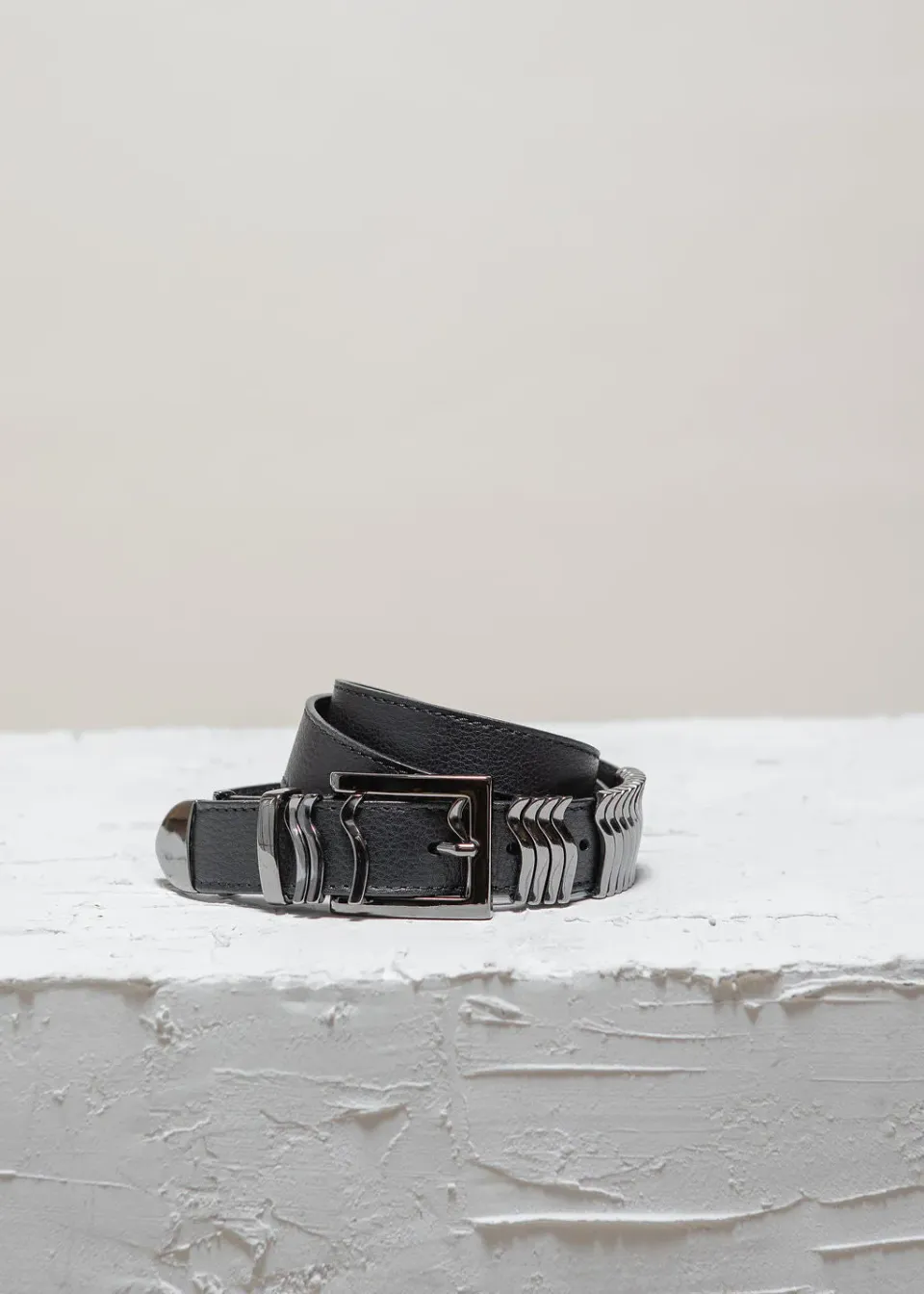 Cala Jade Rattle Belt belte svart Gun Metal skinn