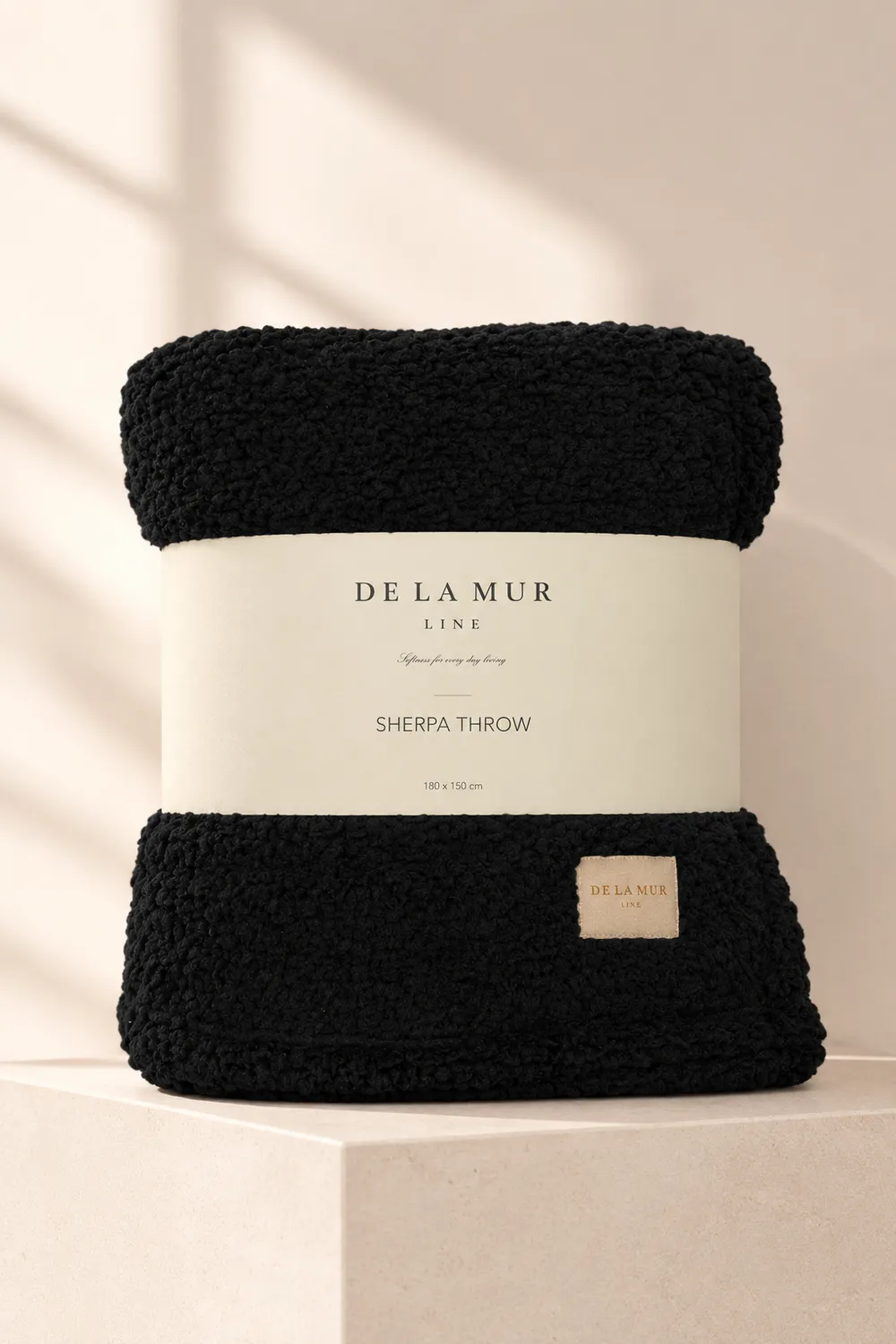 De La Mur Kiesa pledd svart teddy 180x150 cm