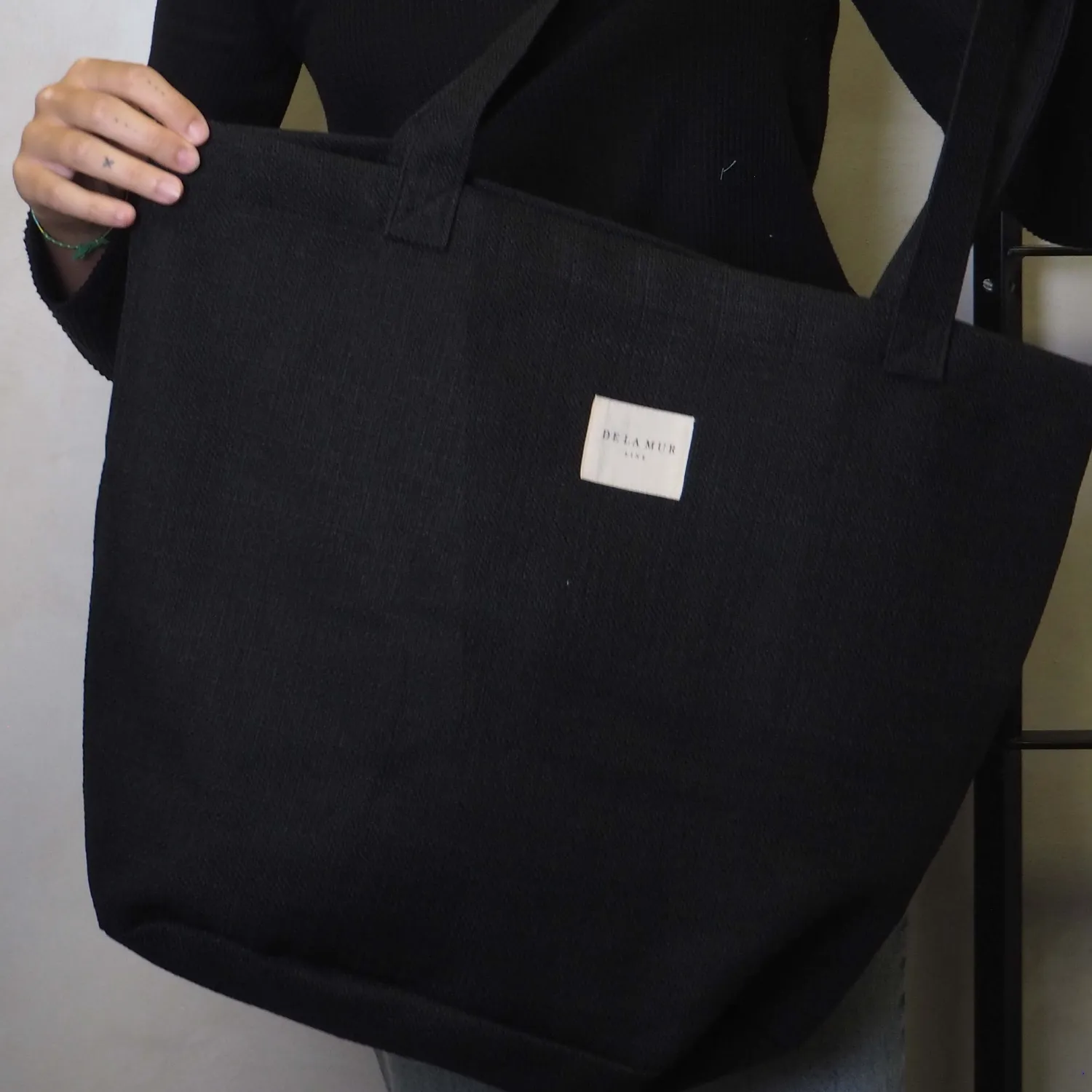 De La Mur Mad Grande shopper svart stor