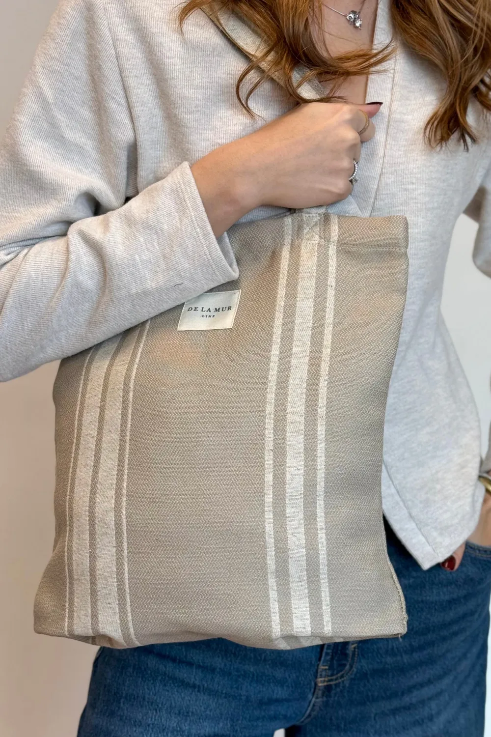 De La Mur Carre totebag beige stripet med glidelås