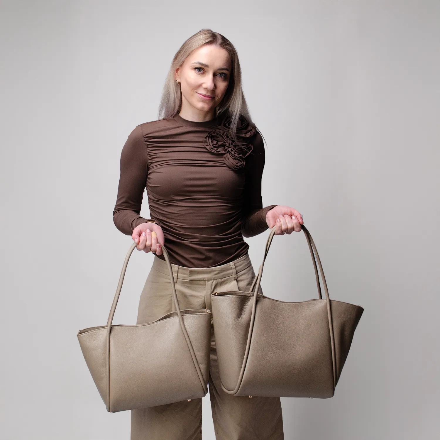 Latalia Florence XL shopper ljustaupe skinn