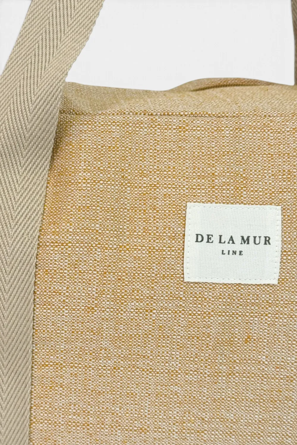 De La Mur Naka sportsbag sennep 49x30 cm jacquard