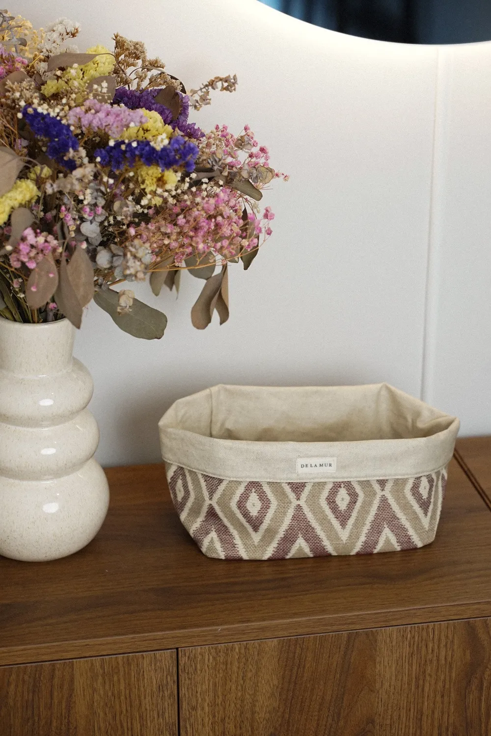 De La Mur Rani kurv stor beige geometrisk