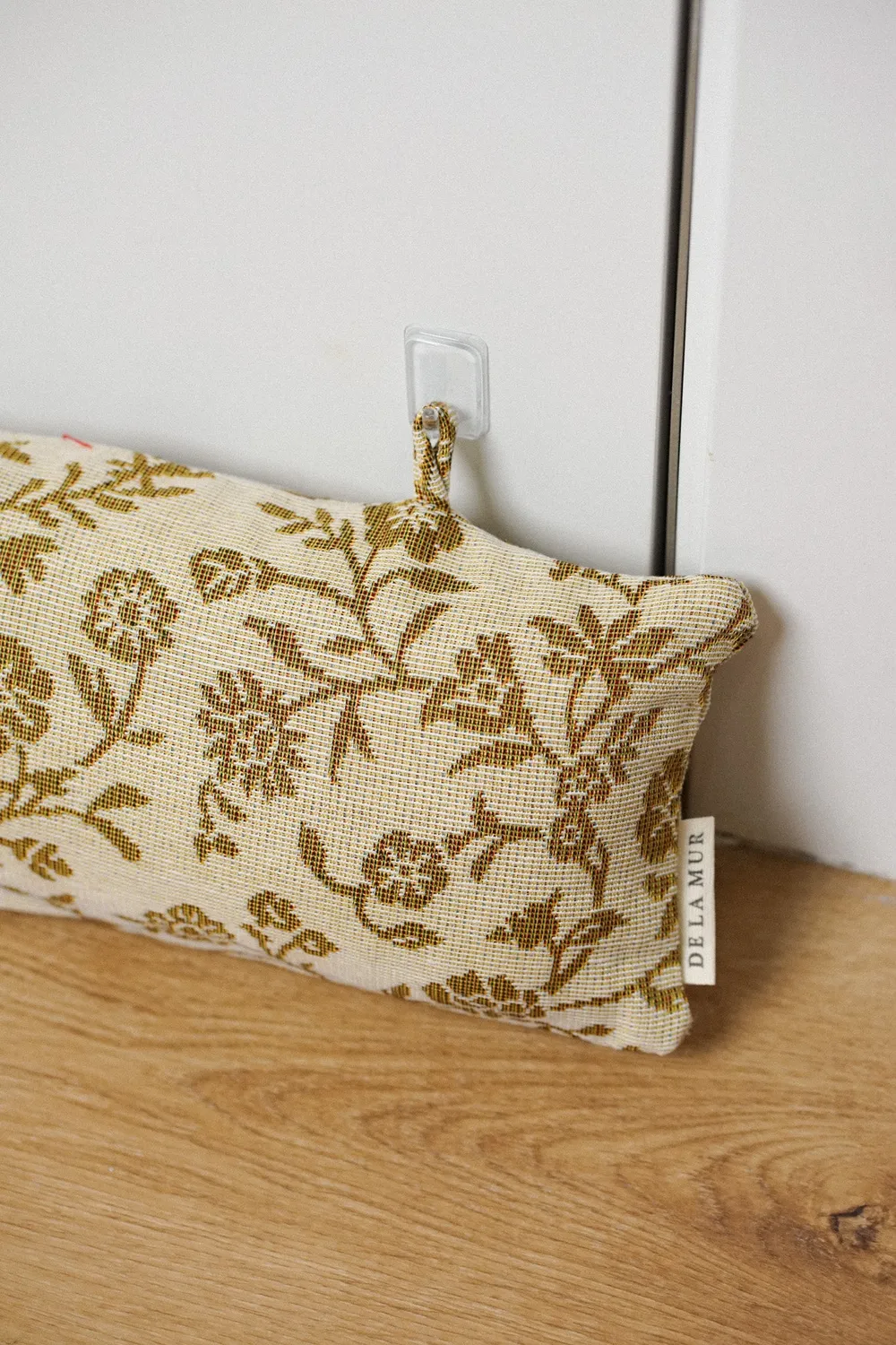 De La Mur Lem trekkstopper sennep floral 86 cm bomull