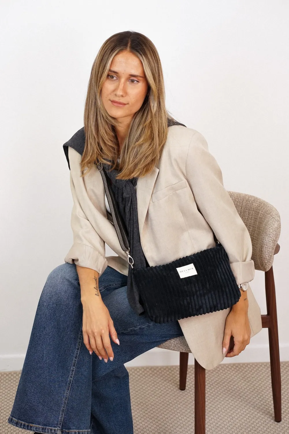De La Mur Bolso Clutch Curly clutch svart kord 29x17