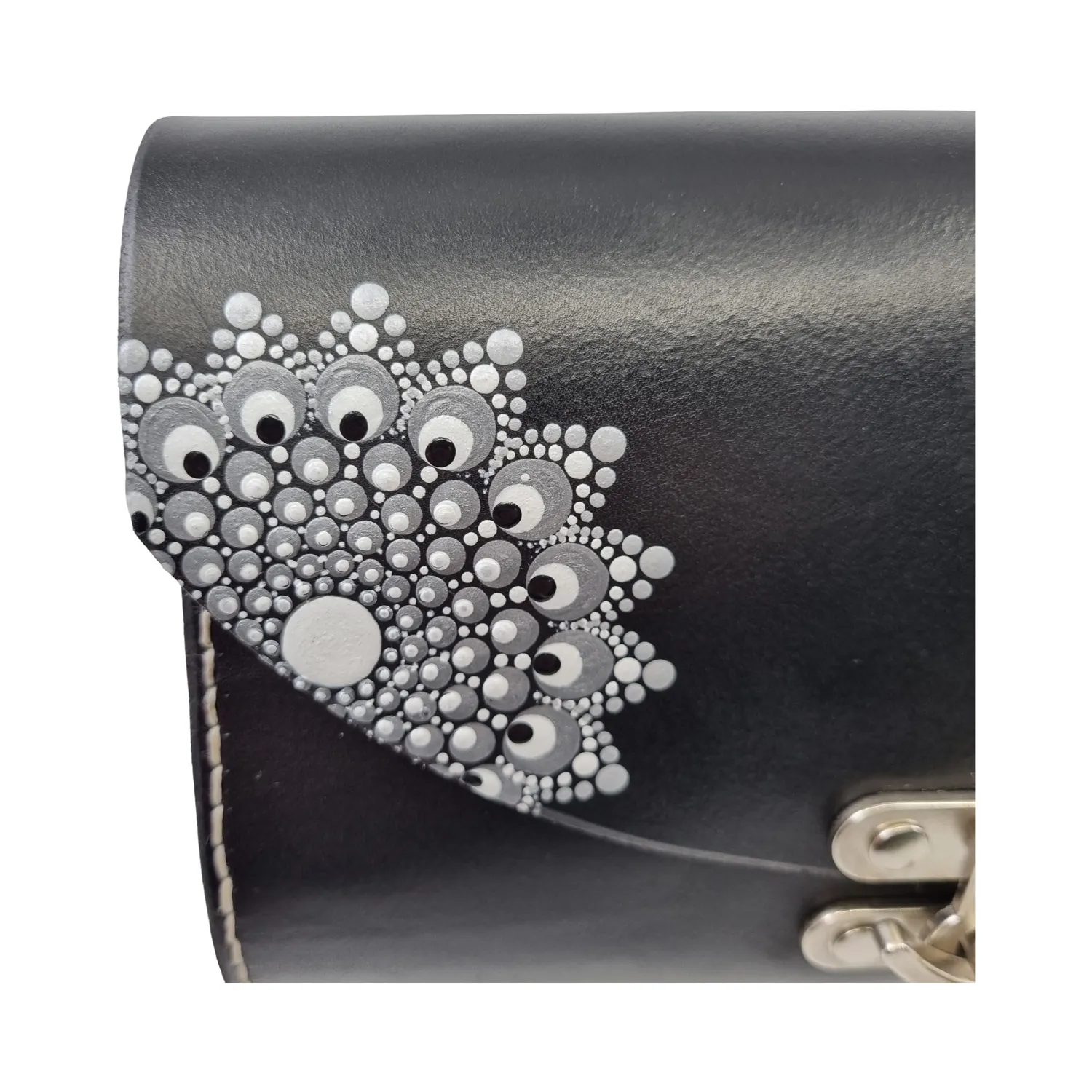 Julia Stray clutch lær mandala sort 23x13 cm Unika