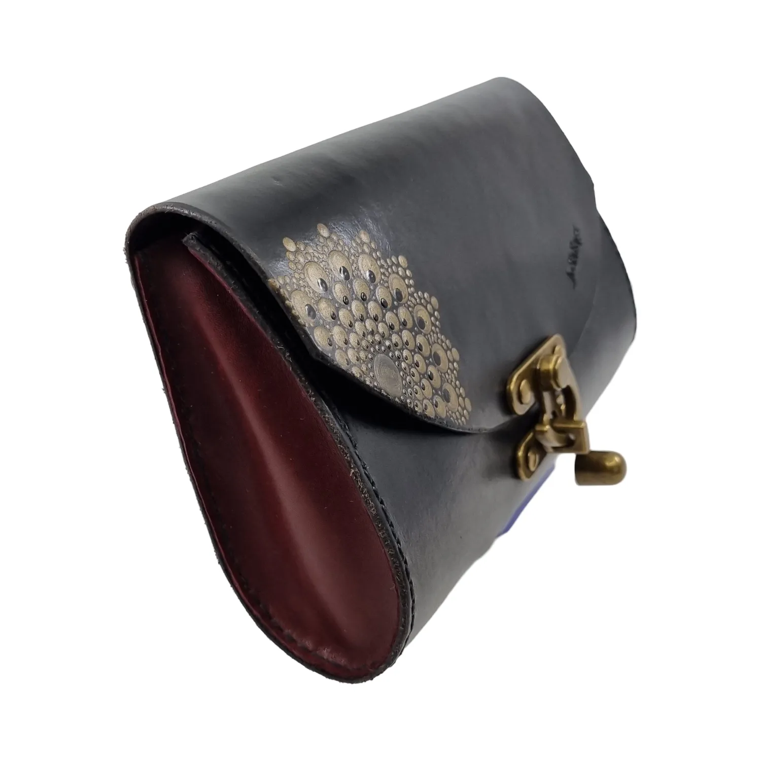 Julia Stray clutch lær sort mandala 23x13x5 cm unika